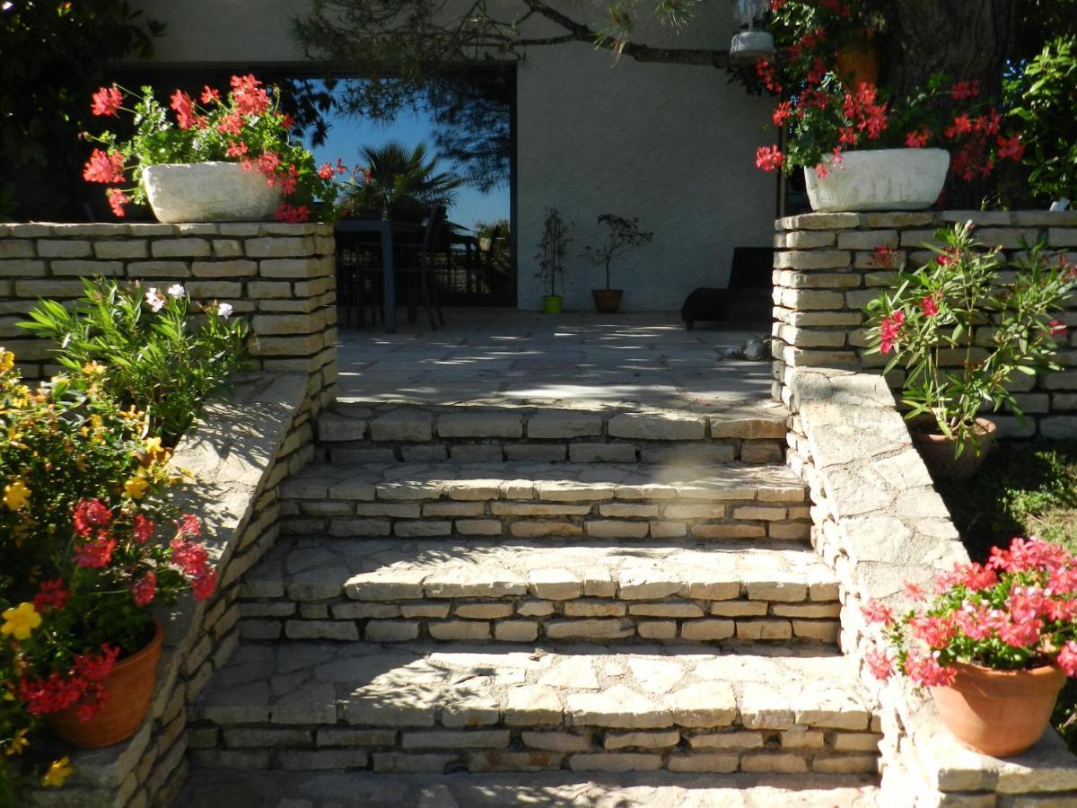 L'Alivu Bed & Breakfast Couches Exterior photo